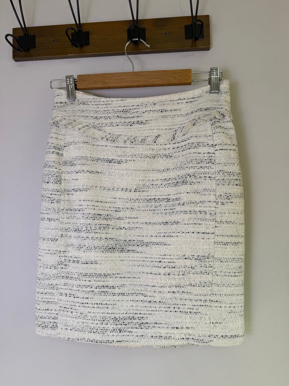 Vintage Joanna Baraschi Tweed Mini Skirt Size Small Cream Boucle Lined